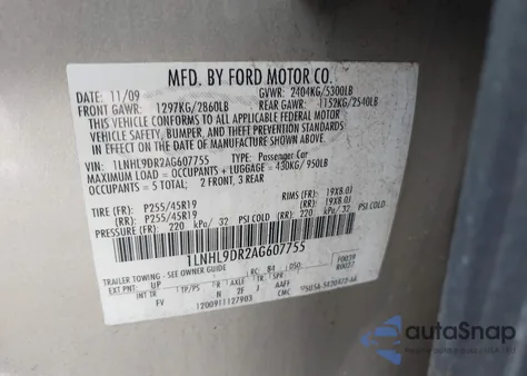 2010 Lincoln Mks из США, поврежденный, VIN 1LNHL9DR2AG607755